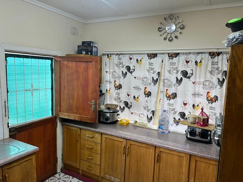 To Let 4 Bedroom Property for Rent in Grahamstown Eastern Cape
